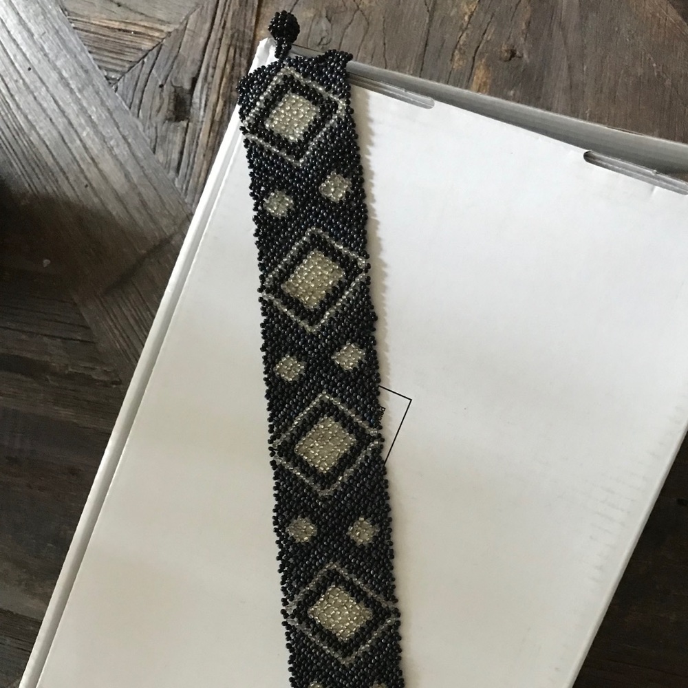 Black and white bead choker